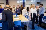 Rotterdam, 25 bFebruari 2026
Koningin Maxima bezoekt Gemeenschapscentrum Bloemhof om te praten over financiele Gezondheid
Maxima is erevoorzitter van de stichting Financiele Gezondheid Nederland
