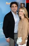 Amsterdam 31 januari 2026
Premiere Duivinder in het VUE  theater . Liza Sips kwam met haar man Ralph Manheim en hun kinderen 5