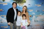 Amsterdam 31 januari 2026
Premiere Duivinder in het VUE  theater .  Liza Sips kwam met haar man en kinderen
