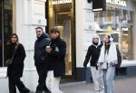 Amsterdam 16 februari 2026
Maher Carizzo ( Ajax en Argentinie) met zijn familie op de pc hooftstraat .