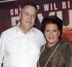 Amsterdam 26 januari 2026
Premiere ons pap wil bij de revue in het deLaMar theater . marjolein Touw met partner