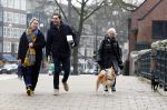 Amsterdam 31 januari 2026
Mark Baanders met zijn hond en een vriendin op straat in Amsterdam zuid .