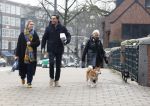 Amsterdam 31 januari 2026
Mark Baanders met zijn hond en een vriendin op straat in Amsterdam zuid .