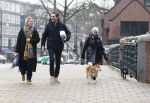 Amsterdam 31 januari 2026
Mark Baanders met zijn hond en een vriendin op straat in Amsterdam zuid .
