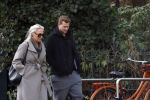 Amsterdam 16 februari 2026
Matthijs de Li9gt eerst alleen in Amsterdam zuid en half uur laten met de moeder van zijn vrouw Annekee Molenaar . Ze liepen samen het vondelpark in .