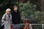 Amsterdam 16 februari 2026
Matthijs de Li9gt eerst alleen in Amsterdam zuid en half uur laten met de moeder van zijn vrouw Annekee Molenaar . Ze liepen samen het vondelpark in .