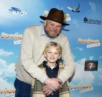 Amsterdam 31 januari 2026
Premiere Duivinder in het VUE  theater .  Menno Kohler met zoon
