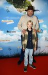 Amsterdam 31 januari 2026
Premiere Duivinder in het VUE  theater . Menno Kohler met zoon