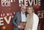Amsterdam 26 januari 2026
Premiere ons pap wil bij de revue in het deLaMar theater . Merlin Melles met haar broer