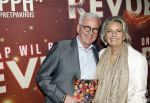 Amsterdam 26 januari 2026
Premiere ons pap wil bij de revue in het deLaMar theater . Merlin Melles met haar broer