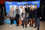 Den Bosch 7 februari 2026
De Hanslers , Monique Hansler Peter Hansler Mike Hansler en zijn vriendin op het vakantiefestival in de brabanthallen in Den Bosch . Khalid Kasem intervieuwde hen in de stand van Prijsvrij.
