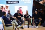 Den Bosch 7 februari 2026
De Hanslers , Monique Hansler Peter Hansler Mike Hansler en zijn vriendin op het vakantiefestival in de brabanthallen in Den Bosch . Khalid Kasem intervieuwde hen in de stand van Prijsvrij.