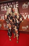 Amsterdam 26 januari 2026
Premiere ons pap wil bij de revue in het deLaMar theater . 
Mylene Waalewijn en Roos Waalewijn