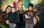 Utrecht 1 februari 2026
Premiere Super juffie in jaarbeurs Utrecht . Oscar Aerts kwam met zijn vrouw en kinderen