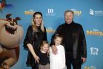 Amsterdam 24 januari 2026
Premiere Miss Molly in Tuschinski met in de cast oa Sarah Bannier (zwanger) en Carice v Houten . Rene Mioch met dochter en kleindochters