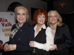 Breukelen, 11 Februari 2026
Ria Valk 85 jaar
Ria Valk met Corry Konings en Conny Vink