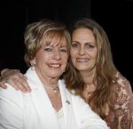Breukelen, 11 Februari 2026
Ria Valk 85 jaar
Ria Valk met vriend Hans v Leeuwen en dochter Monique de Keulenaar