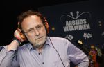 Hilversum 19 februari 2026
Rick van Velthuysen, Bas Westerweel, Hans Schiffers en Mirjam Verhoef tijdens de viering van het 80-jarig jubileum van Arbeidsvitaminen. Het langstlopende nationale radioprogramma viert dit met een live-uitzending vanuit de Vioolkist in Hilversum