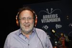 Hilversum 19 februari 2026
Rick van Velthuysen, Bas Westerweel, Hans Schiffers en Mirjam Verhoef tijdens de viering van het 80-jarig jubileum van Arbeidsvitaminen. Het langstlopende nationale radioprogramma viert dit met een live-uitzending vanuit de Vioolkist in Hilversum