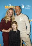 Amsterdam 24 januari 2026
Premiere Miss Molly in Tuschinski met in de cast oa Sarah Bannier (zwanger) en Carice v Houten . Ron Boszhard kwam met zijn partner en dochter