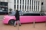 Amsterdam 31 januari 2026
Premiere Duivinder in het VUE  theater . Roze Limousine