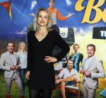 Tilburg 29 januari 2026
Premiere de Bevers in de schouwburg van Tilburg . John de Bever en Kees de Bever geven een voorstelling met oa Bas Muijs Adje v Bavel en Mariska v Kolck. Sabine Vas Nunes ( vrouw Bas Muijs) kwam met beste vriend Bas en zijn ouders