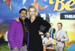 Tilburg 29 januari 2026
Premiere de Bevers in de schouwburg van Tilburg . John de Bever en Kees de Bever geven een voorstelling met oa Bas Muijs Adje v Bavel en Mariska v Kolck. Sabine Vas Nunes ( vrouw Bas Muijs) kwam met beste vriend Bas en zijn ouders