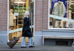 Amsterdam 10 februari 2026
Suze Mens op straat in Amsterdam zuid