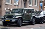 Amsterdam 28 januari 2026
Yvonne Brandsteder  bij haar electrische jeep