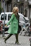 Amsterdam 15 april 2006
Candy Dulfer en haar moeder doen boodchappen op de cornelis schuytstraat