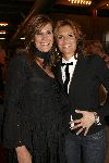 Ouderkerk aan de Amstel 3 april 2006
Presentatie boek Leontine Borsato in restaurant Lute.
Leontine en Danielle Overgaag