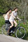 Bergen aan zee 6 mei 2006
Debbie Petter met dochter op de fiets