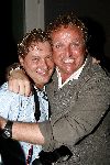 Hilversum 25 april 2006
Presentatie dvd Gooische vouwen in Musk.
 Gordon met Dennis v Tellingen