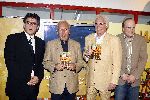 Amsterdam 11 mei 2006
Presentatie DVD Henk Spaan in Olympisch stadion.
Erik v Muiswinkel en Diederik v Vleuten en Harry v Raaij