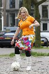 Amsterdam 23 april 2006
Voetballen voor SOS kinderdorpen in Amsterdam.
Fiona Heering