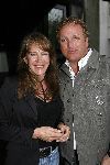 Hilversum 25 april 2006
Presentatie dvd Gooische vouwen in Musk.
Gordon met zijn manager Xenia Kasper