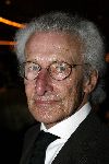 Amsterdam 11 april 2006
Joop Braakhekke viert zijn 65 verjaardag in le Garage
Harry Mulisch