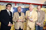 Amsterdam 11 mei 2006
Presentatie DVD Henk Spaan in Olympisch stadion.
Erik v Muiswinkel en Diederik v Vleuten en Harry v Raaij