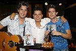 Hilversum 12 mei 2006
Presentatie cd Nick en Simon (Nick Schilder en Simon Keizer).
Jan Smit reikt eerste cd uit. Simon met zijn vriendin