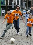 Amsterdam 23 april 2006
Voetballen voor SOS kinderdorpen in Amsterdam.
Jan Smit