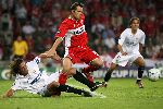 Eindhoven, 10 Mei 2006 Finale UEFA Cup Seizoen 2005/2006 tussen Middlesbrough FC-FC Sevilla, eindstand 0-4
Javi Navarro in duel met Mark Viduka
© Edwin van Zandvoort