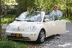 Wassenaar 11 mei 2006
Joke Bruijs met VW New Beetle Cabrio
