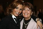 Ouderkerk aan de Amstel 3 april 2006
Presentatie boek Leontine Borsato in restaurant Lute.
Leontine  en haar moeder