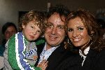 Ouderkerk aan de Amstel 3 april 2006
Presentatie boek Leontine Borsato in restaurant Lute.
Leontine  met Marco Borsato en Senna