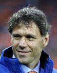 Zaterdag, 27 Mei 2006 Vriendschappelijke interland op weg naar het WK 2006 Nederland-Kameroen, eindstand 1-0
Marco v Basten
© Edwin van Zandvoort