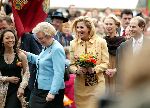 Heesch 19 april 2006
Prinses Maxima en Prins Edward bij uitreiking onderscheidingen aan studenten.
Hanja May Wegge