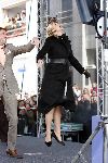 Almere 29 april 2006
Koninginnedag 2006 in Almere en Zeewolde.
Prinses Maxima en Prins Maurits bij virtueel koekhappen