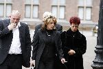 Utrecht 14 april 2006
Begrafenis Wout v Dodeweerd.
 Rachel Hazes met ouders en chauffeur