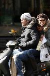 Amsterdam 25 maart 2006
Winston Gerschtanowitz met Renate Verbaanop vespa scooter