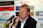 Eindhoven, 11 Mei 2006 Ronald Koeman, de nieuwe trainer van landskampioen PSV tijdens de persconferentie